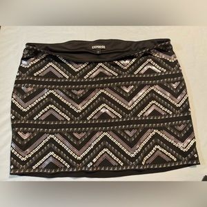 Express sequin skirt